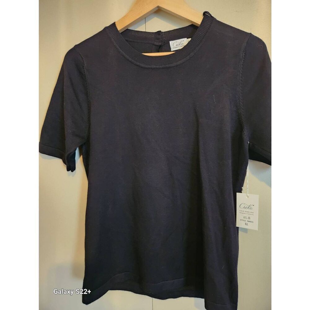 E62 Cielo sweater classic, minimalist